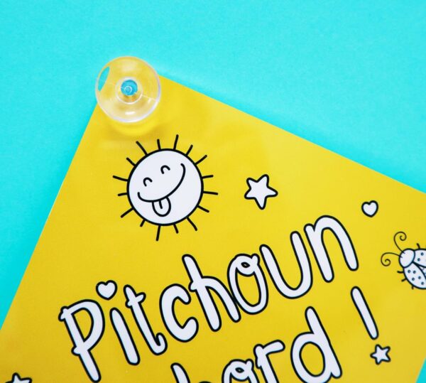 Plaque bébé à bord personnalisée pitchoun minots sud France-3